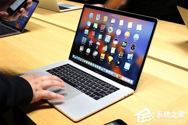 苹果宣布将免费维修2017款MacBook/Pro的蝶式键盘问题